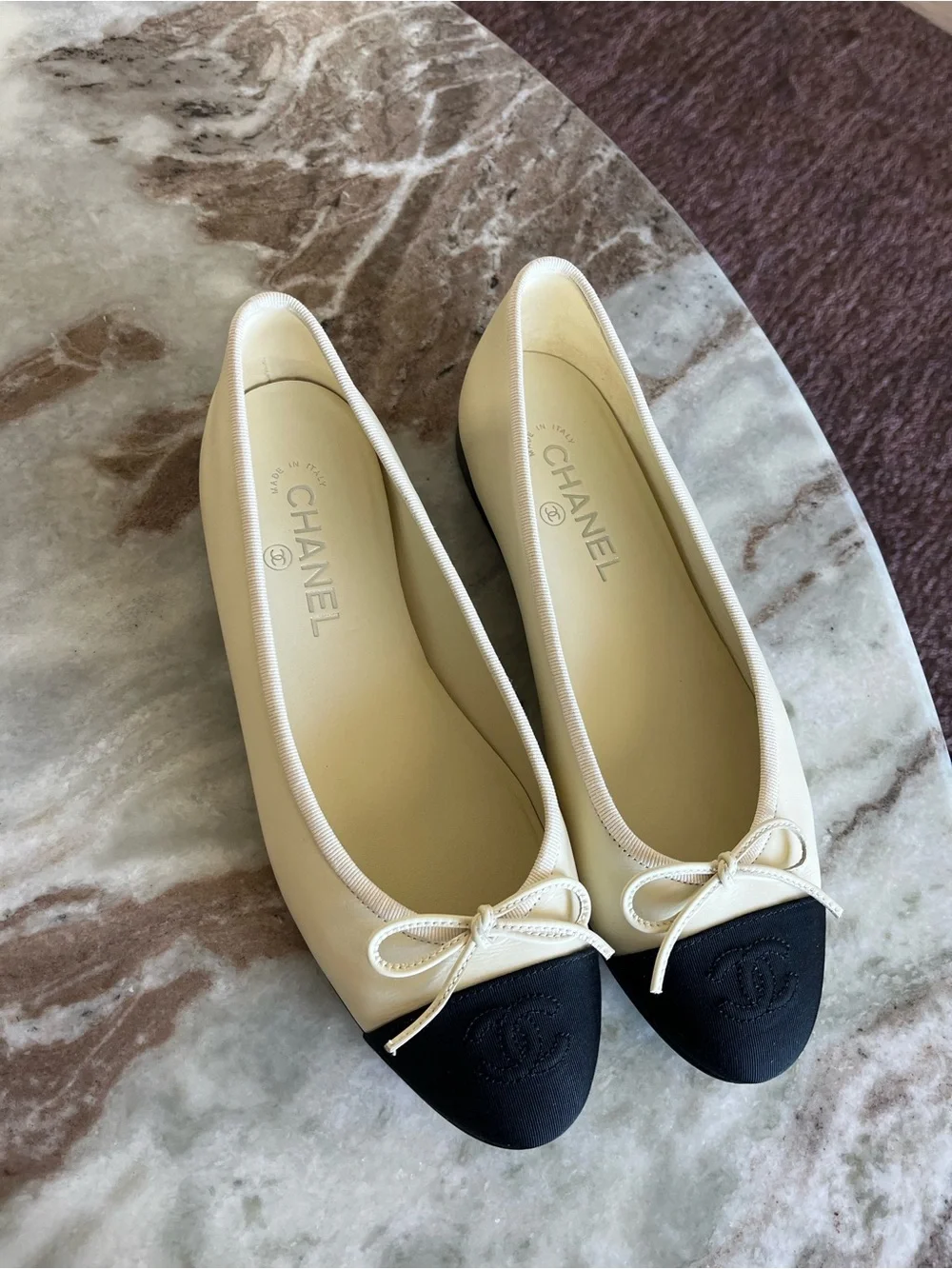 Chanel Authentic Ivory Ballet Flats Size 39 - Picture 2 of 15
